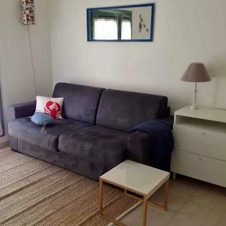 Apartment Coquet Studio Port De A 1 Km Des Plages