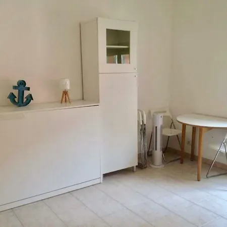 Coquet Studio Port De A 1 Km Des Plages * ニース